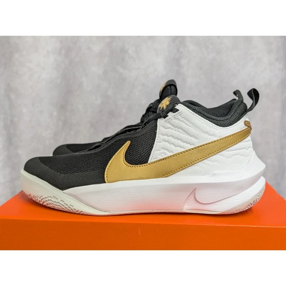 Nike Team Hustle D 10‎ Black Metallic Gold Boys Size 5.5